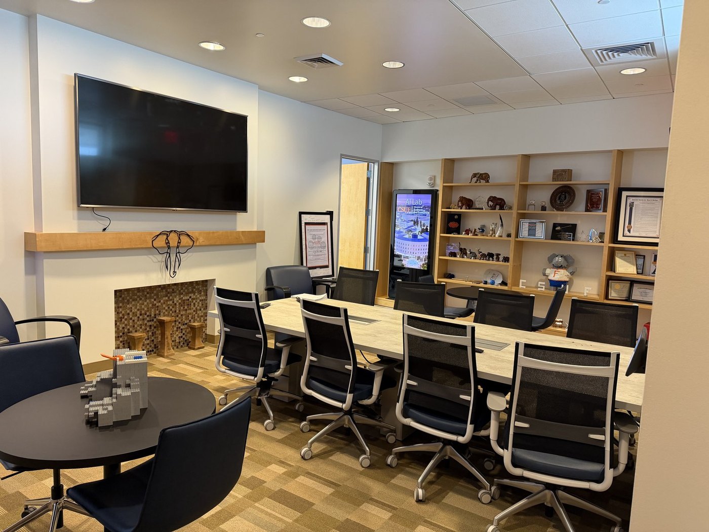 The workshop lounge in the Innovation and AI Lab
