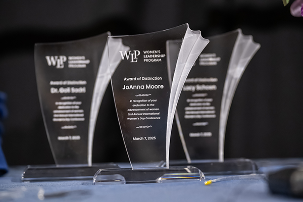 Mercury Emerging Leaders Business Resource Group Logo